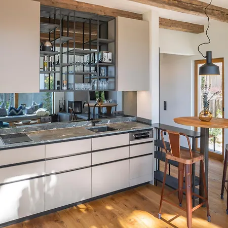 Steirerblicke - Winzerhaeuser An Der Suedsteirischen Weinstrasse * Glanz an der Weinstraße