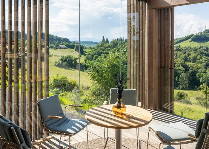 Steirerblicke - Winzerhaeuser An Der Suedsteirischen Weinstrasse *